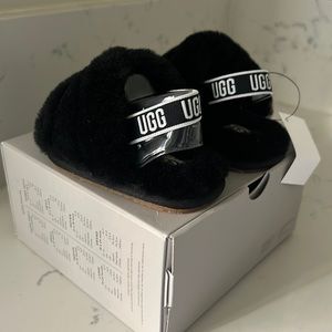 UGG Fluff Yeah Slide size 4/5 toddler. Brand new with box.